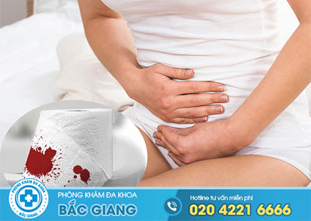 Triệu chứng đi ngoài ra máu