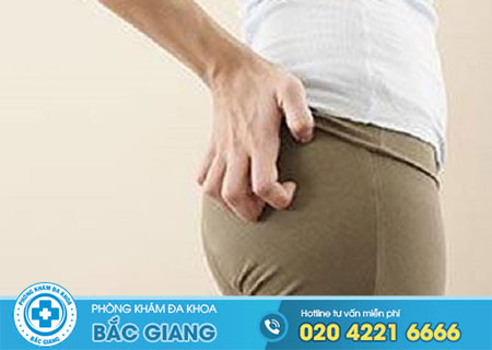 Triệu chứng ngứa rát hậu môn