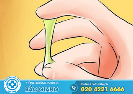 Bị ra nhiều khí hư màu vàng xanh