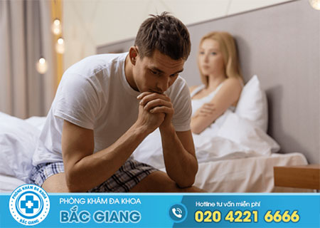 Dài bao quy đầu có gây xuất tinh sớm không?