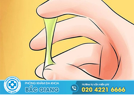 Vùng kín ra dịch màu xanh